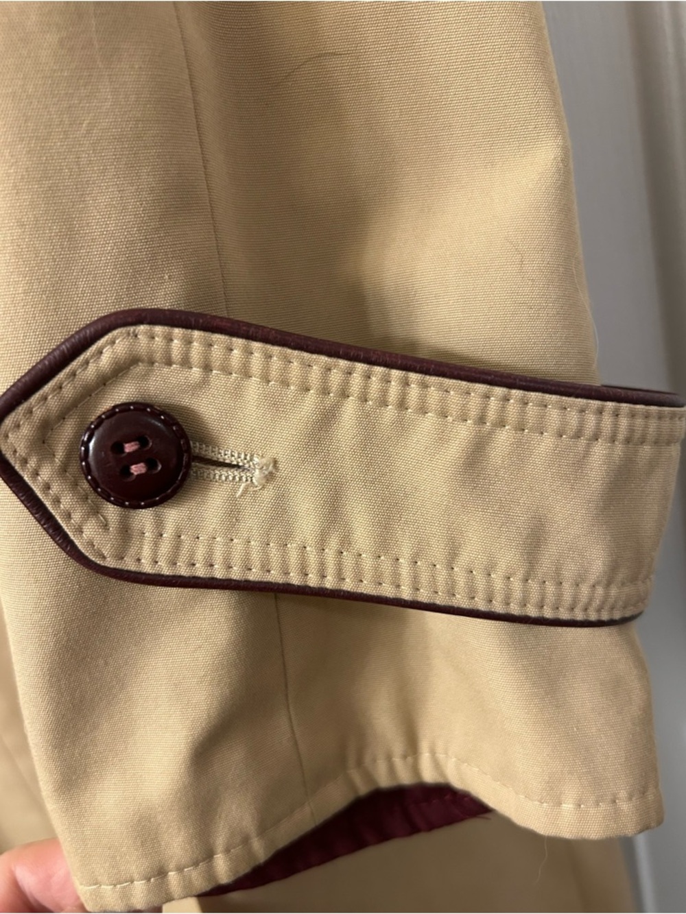 Vintage Etienne Aigner Trench Coat - Picture 4 of 9